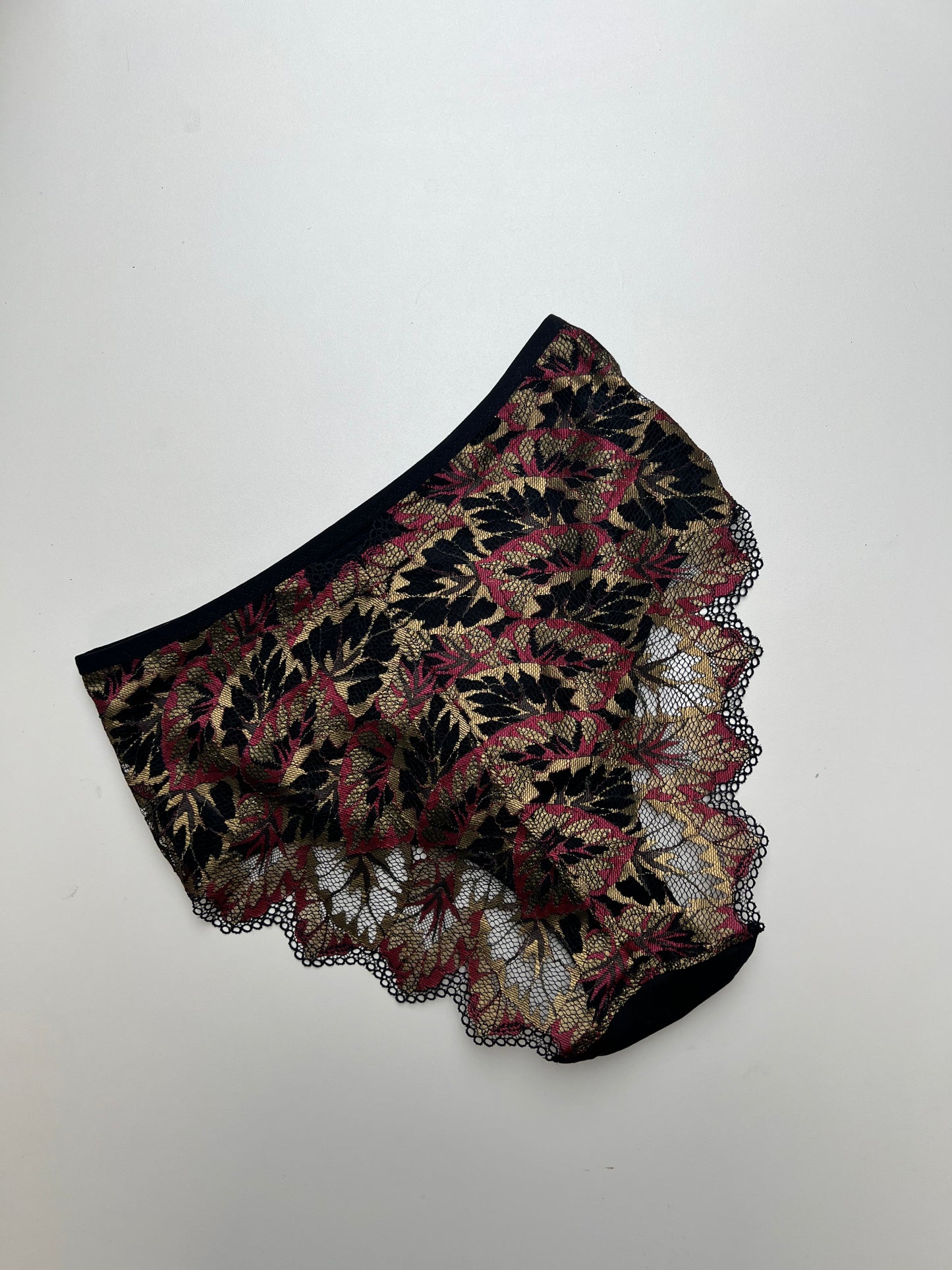 Women’s High-Waist TENCEL™ panties – Black with Lace Back