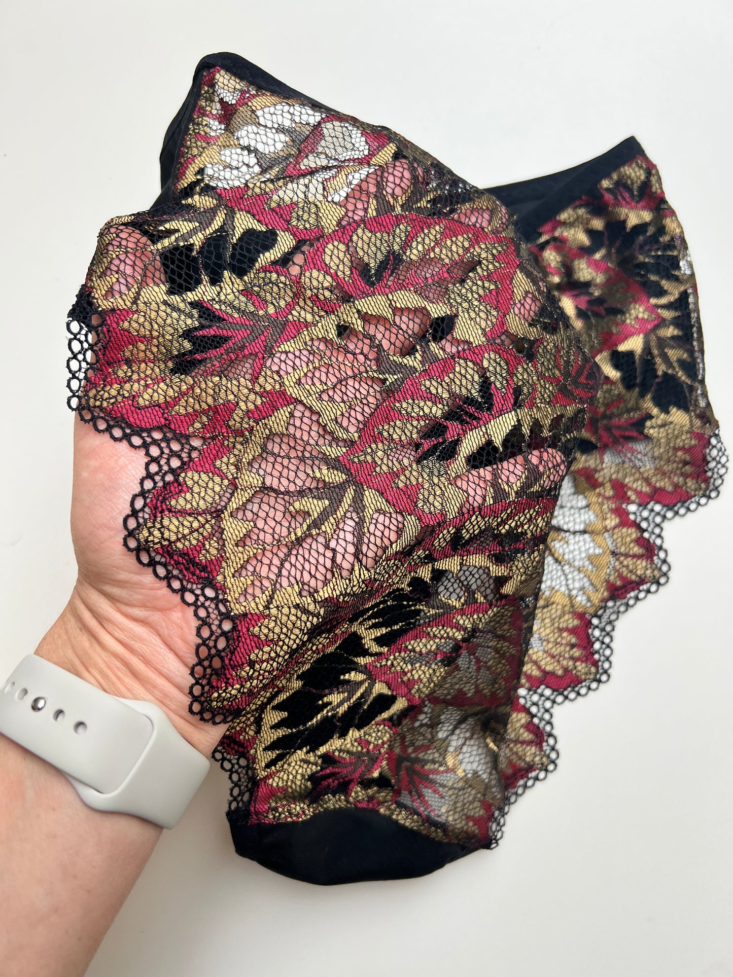 Women’s High-Waist TENCEL™ panties – Black with Lace Back