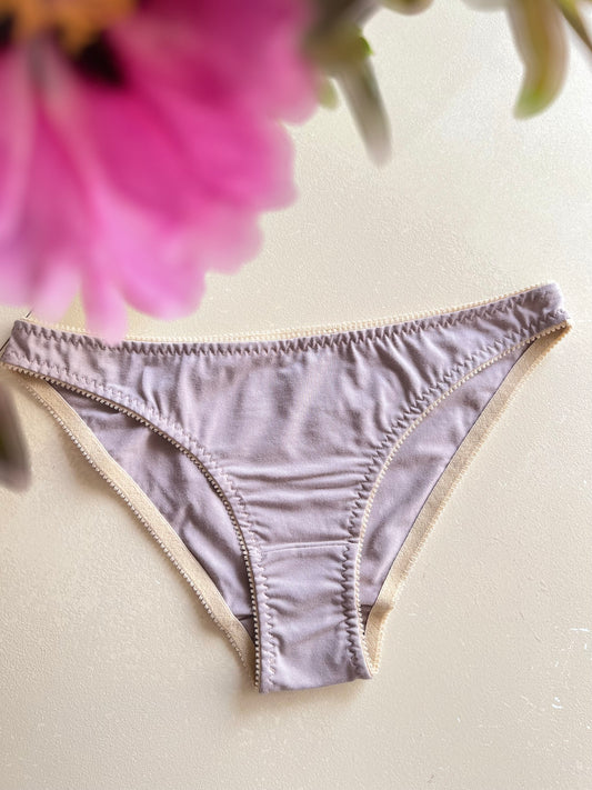 Women’s cotton low-waist panties – nude